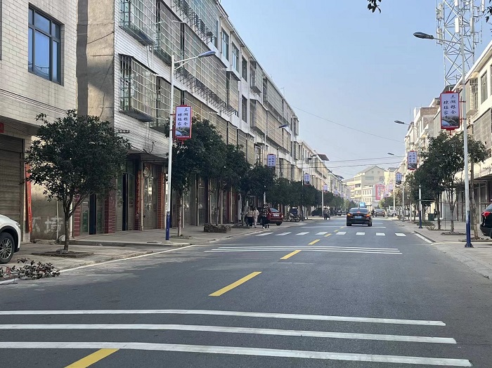 愛心企業愛心奉獻 捐贈物資為家鄉煥新過大年